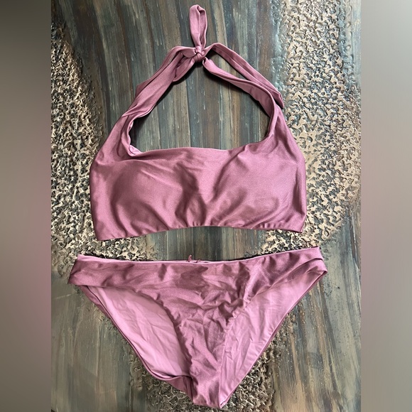 BECCA shimmer rose pink metallic bikini top size D bottoms size medium - Picture 1 of 10